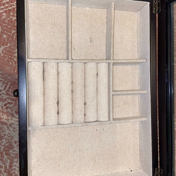 Jewelry Box - Picture 3 of 14